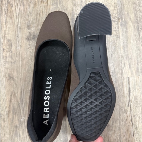 Aerosoles Women's Casta Brown Block pump - Picture 4 of 4